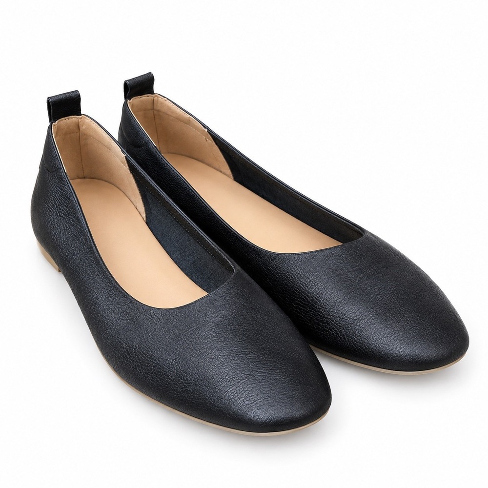 Everlane The Day Glove Preppy Classic Black Pebbled Leather Ballet Flats Italy